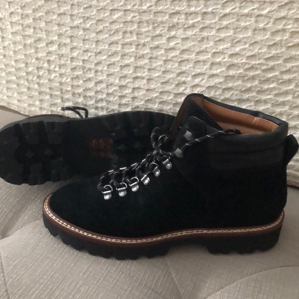 Madewell Lugsole Hiker Boots, Black suede, Size 8
